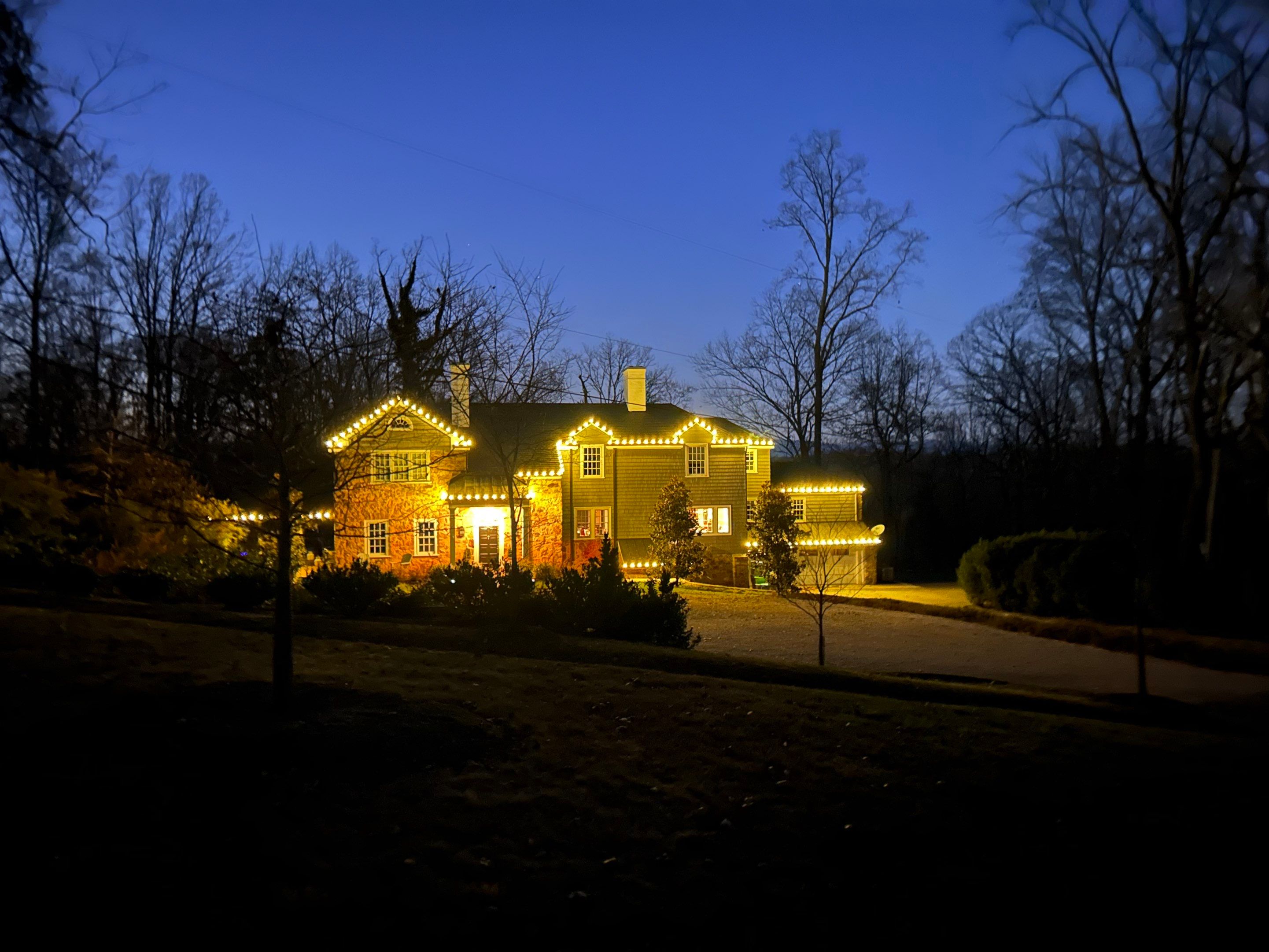 Louisa, VA Christmas Lights Installation